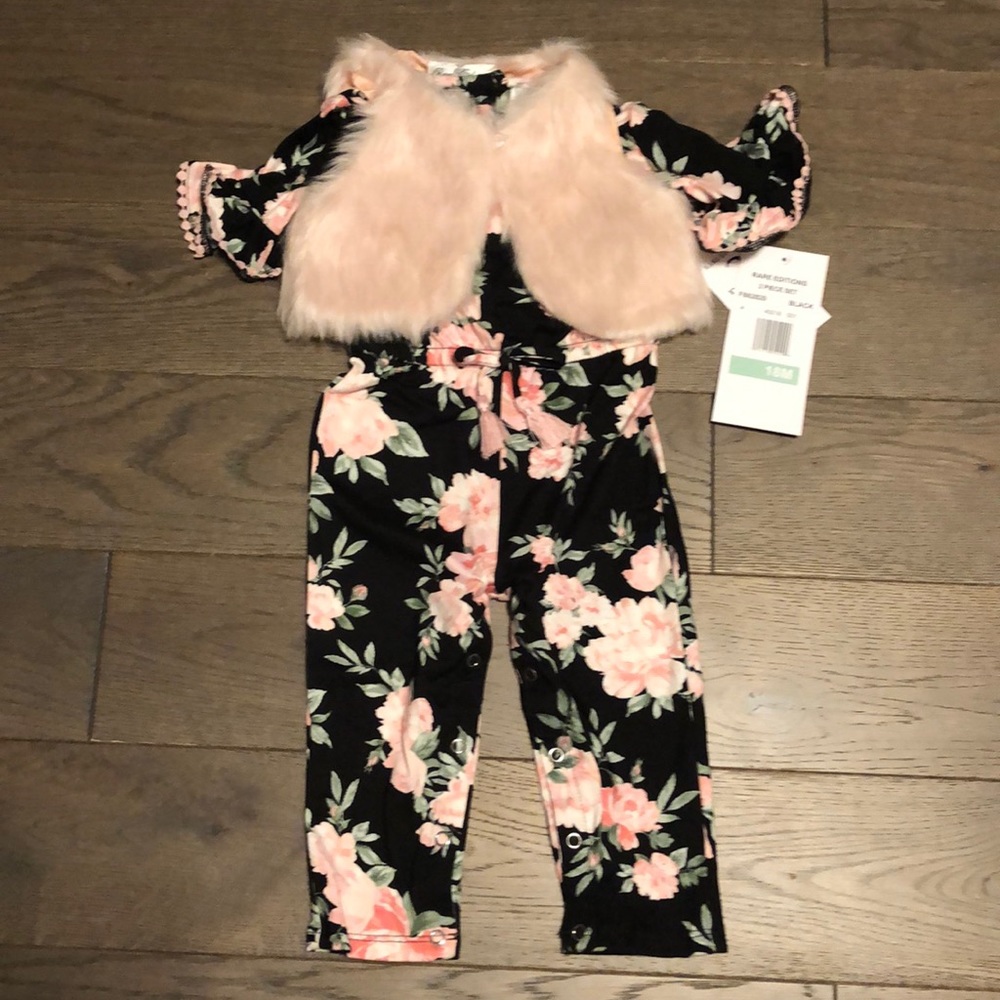 JUMPSUIT WITH FAUX FUR VEST NWT